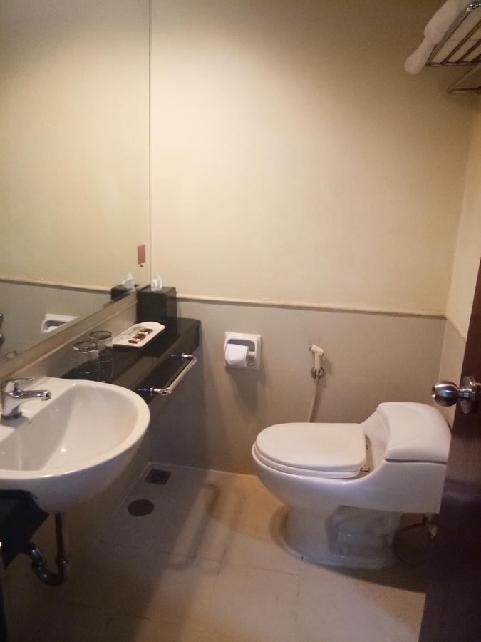 苏卡大酒店 北干巴鲁 外观 照片