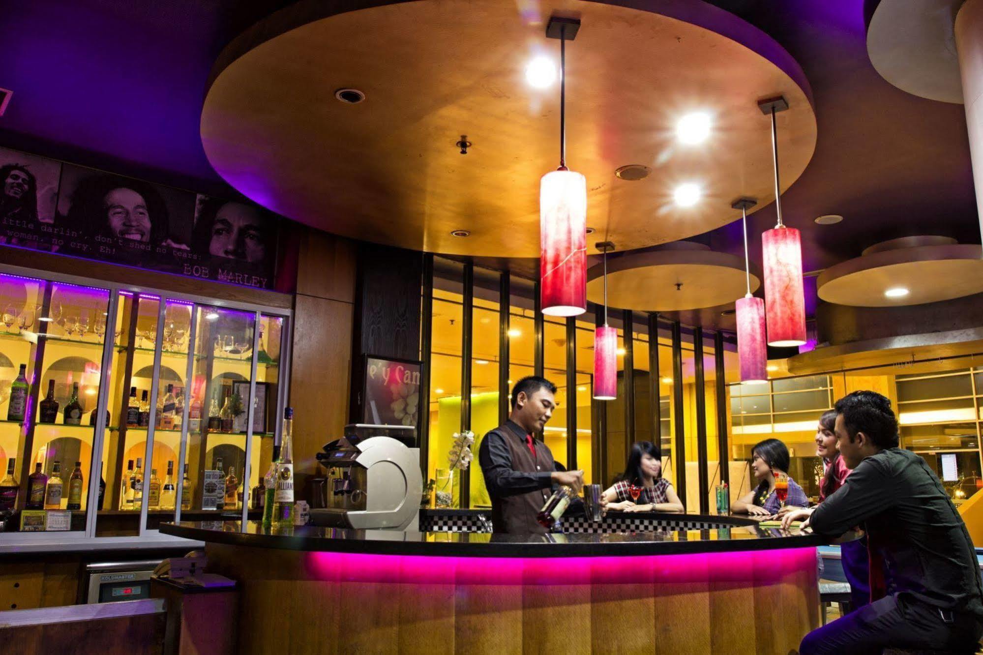 苏卡大酒店 北干巴鲁 外观 照片